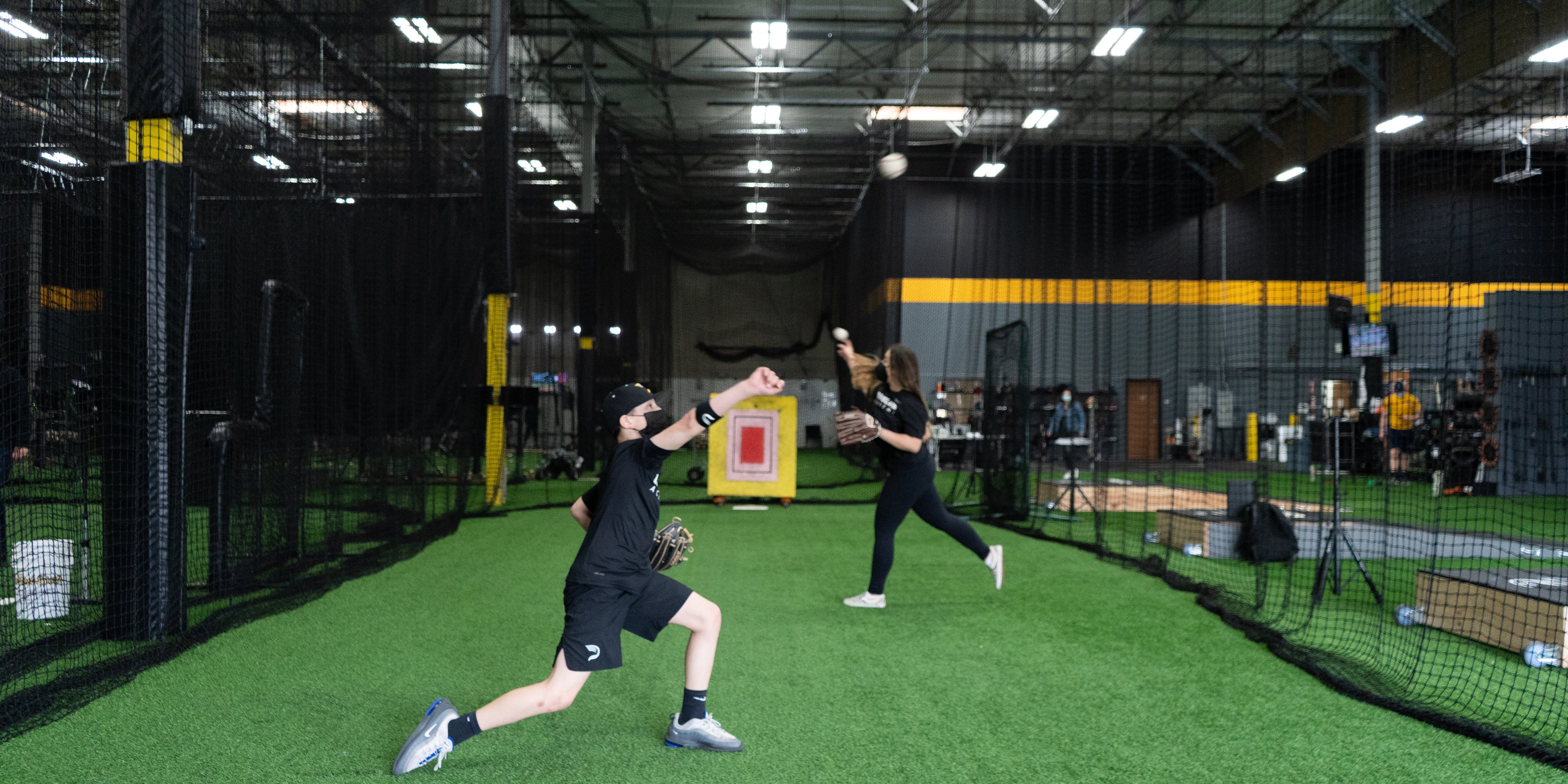 youth long toss