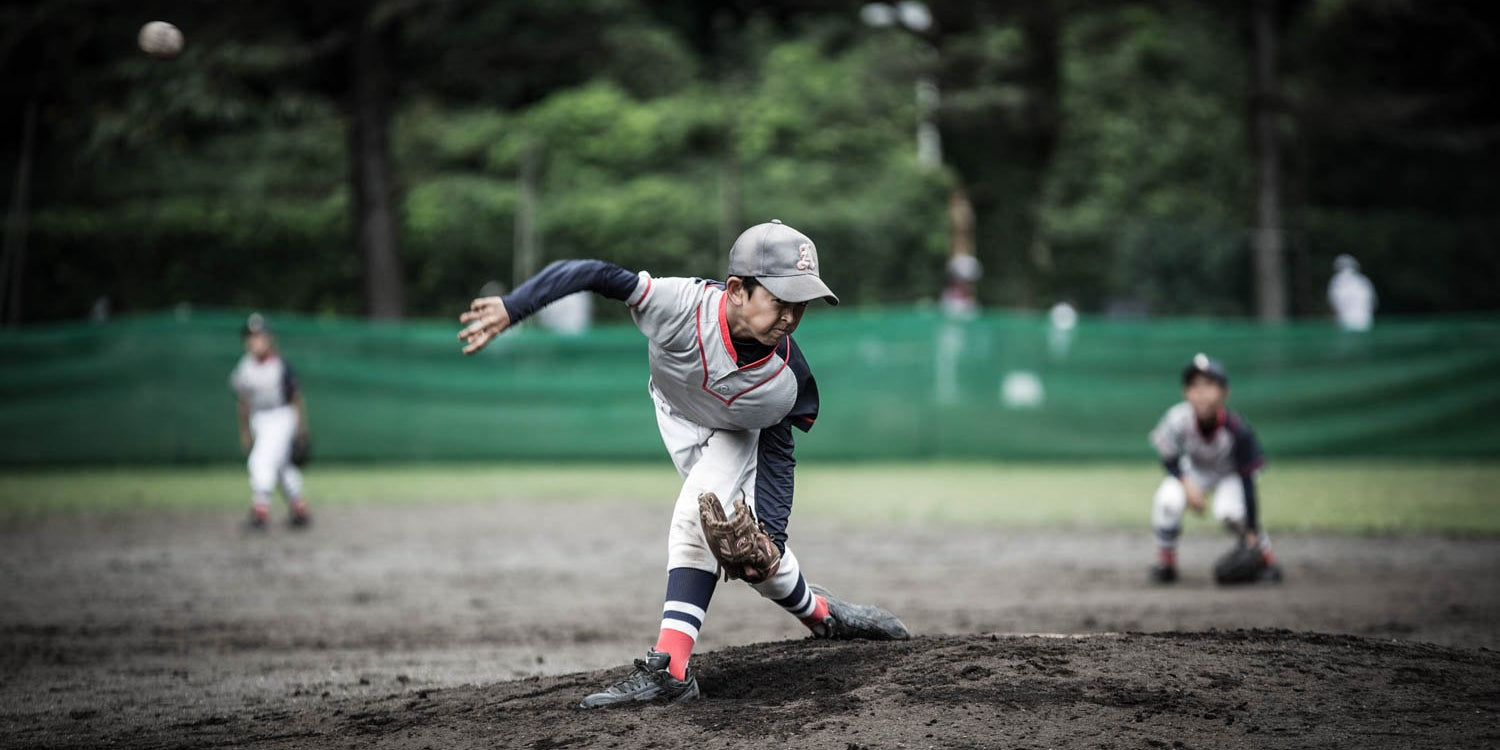Should Youth Pitchers Throw a Curveball? Probably Not.