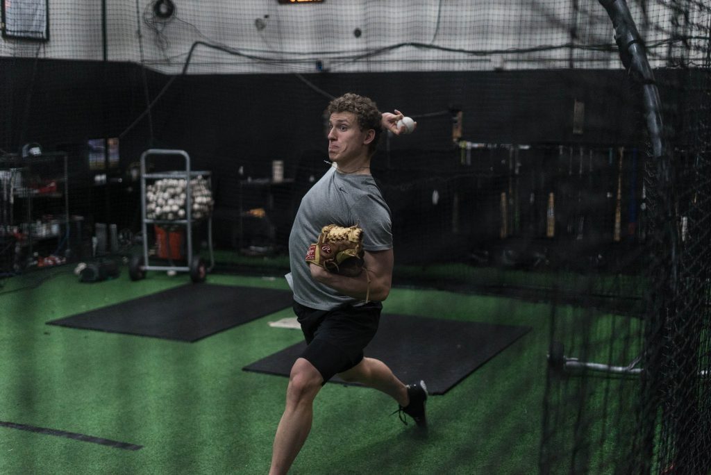 Caught Looking: Batter Eye Movement, Arm and Elbow Injuries